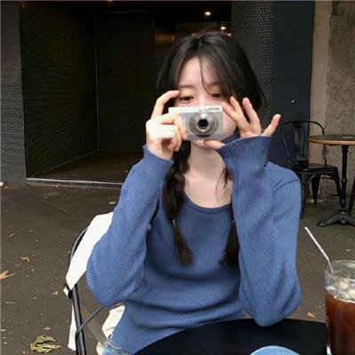 接近无限的白